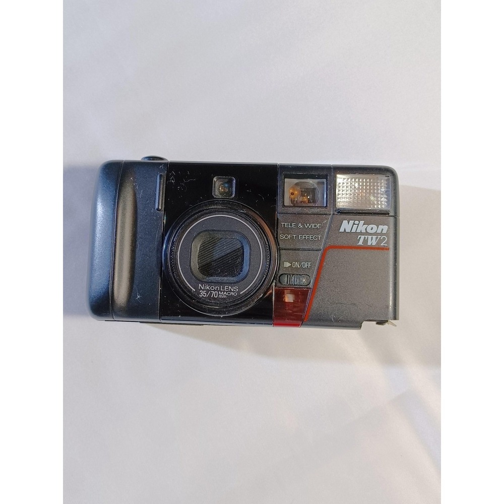 Vintage Nikon TW2‎ 35mm Film Camera Point Shoot 35-70mm AF Macro Flash Japan